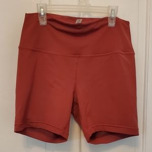 Lululemon Wunder Train High Rise Short 6"